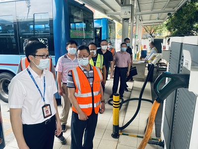 積極響應安全月，當好第一責任人--市發改局到石美充電站開展安全生產檢查